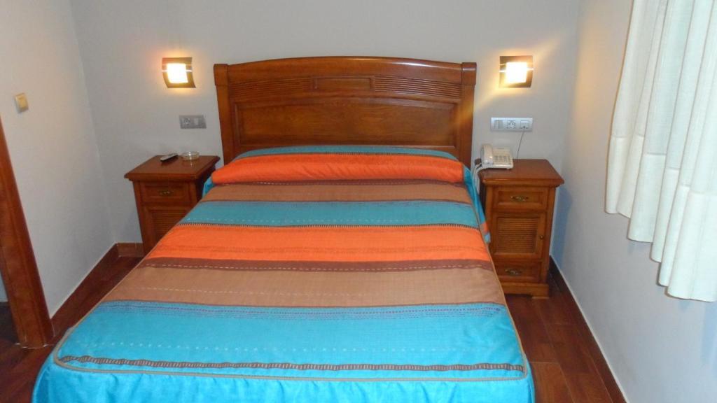 Hostal La Nava Madrid Phòng bức ảnh